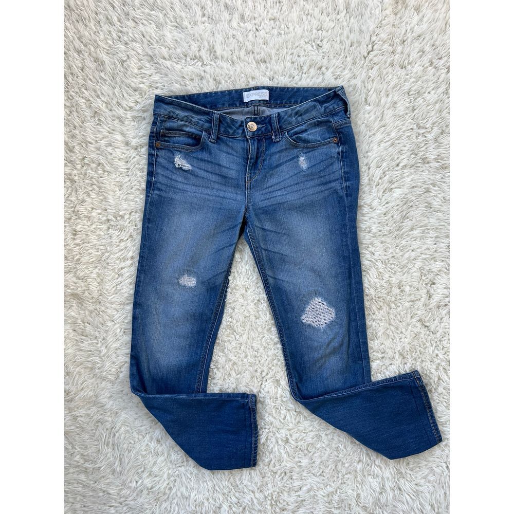 Express Distressed Medium Wash Denim Jeans Casual Mid Rise  Blue‎ Size 4 EUC